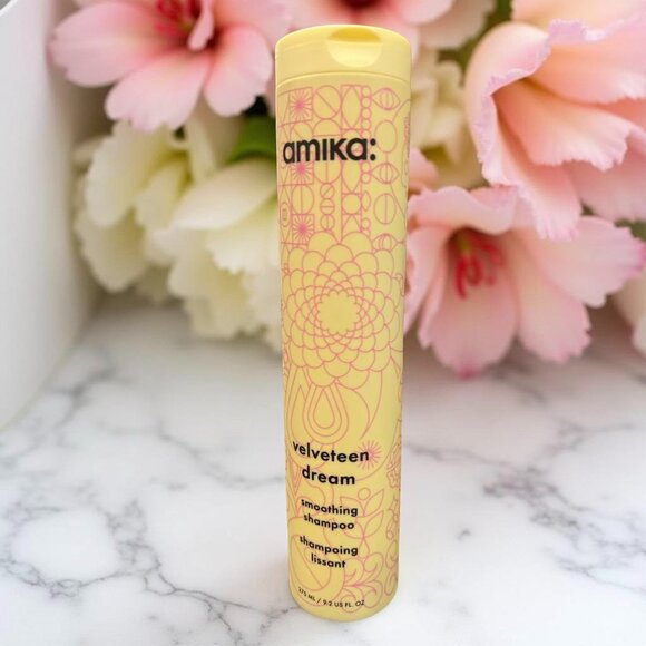 Amika Velveteen Dream Smoothing Shampoo 10 oz